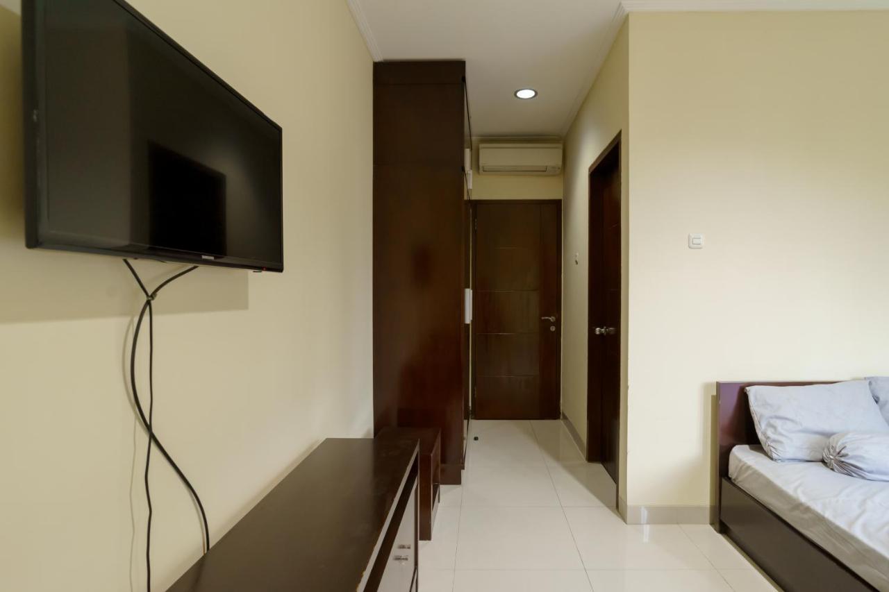 Dago Suites Syariah Cikarang Mitra Reddoorz Bekasi Exterior foto